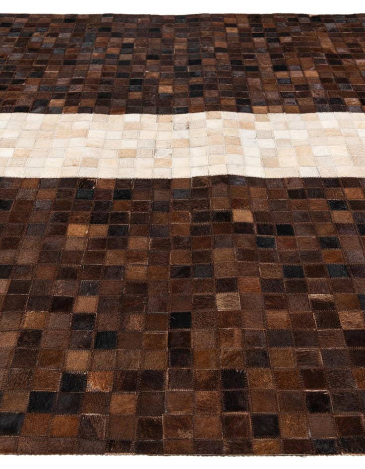 Detail image of  5' x 7' 10 Cowhide Stocks Rug