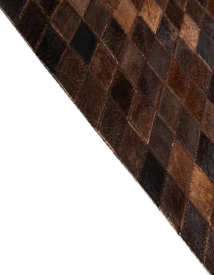 Detail image of  5' x 7' 10 Cowhide Stocks Rug