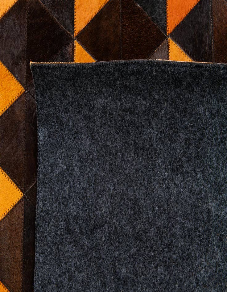 Detail image of  5' x 8' 1 Cowhide Stocks Rug