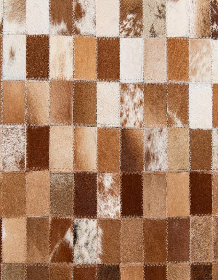 Detail image of  4' 11 x 8' Cowhide Stocks Rug
