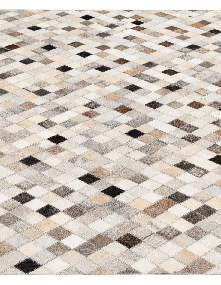 Detail image of  4' 7 x 6' 7 Cowhide Stocks Rug