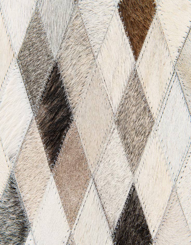 Detail image of  4' 7 x 6' 7 Cowhide Stocks Rug