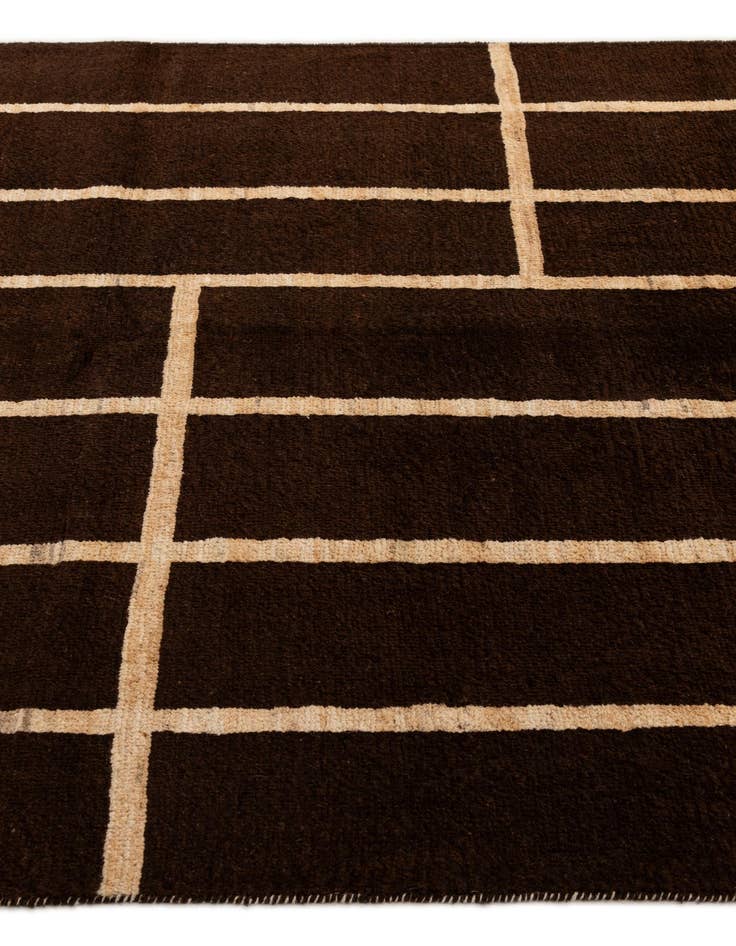 Detail image of  5' 9 x 7' 11  Hand Knotted Darya Wool Rug