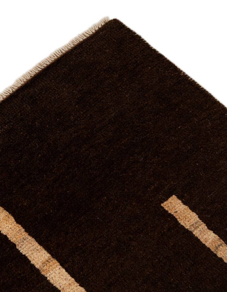 Detail image of  5' 9 x 7' 11  Hand Knotted Darya Wool Rug