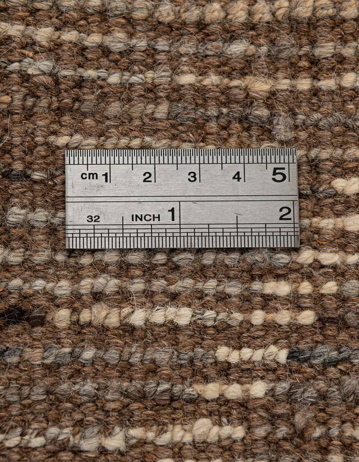 Detail image of  6' 8 x 9' 7  Hand Knotted Darya Wool Rug