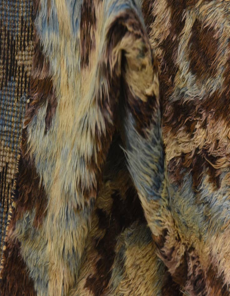 Detail image of  6' 6 x 9' 1  Hand Knotted Darya Wool Rug