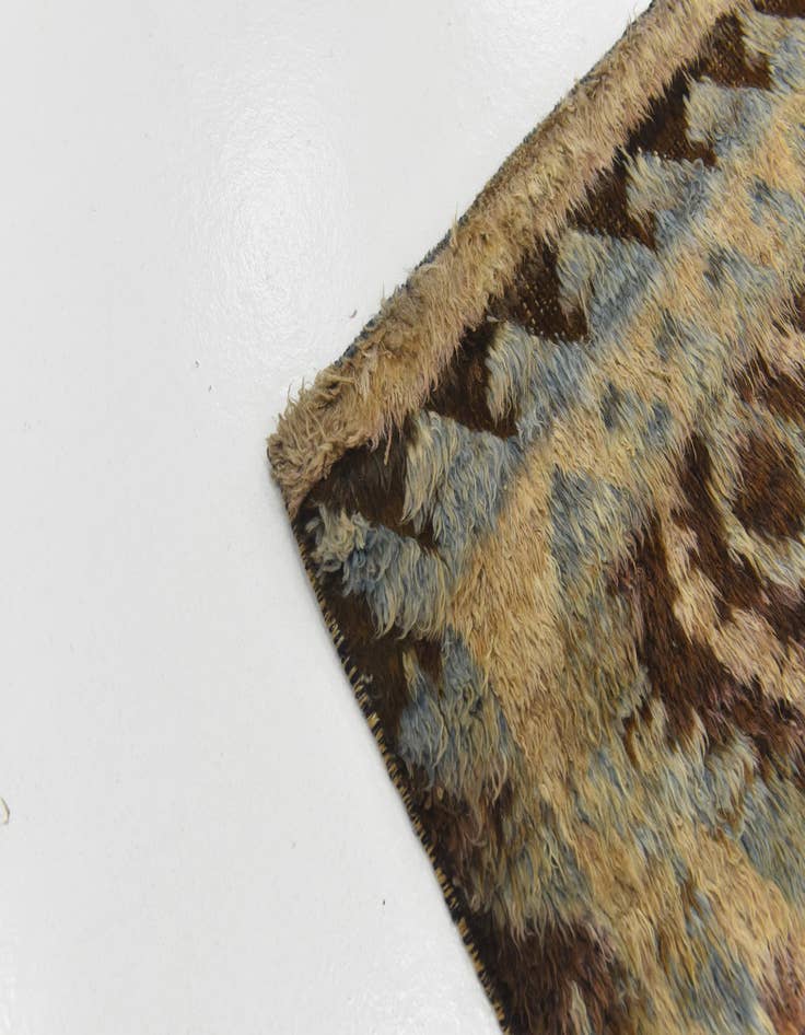 Detail image of  6' 6 x 9' 1  Hand Knotted Darya Wool Rug