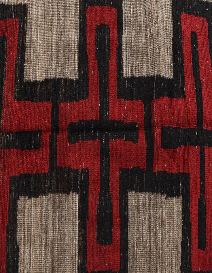 Detail image of  9' x 12' 8  Hand Knotted Darya Wool Rug