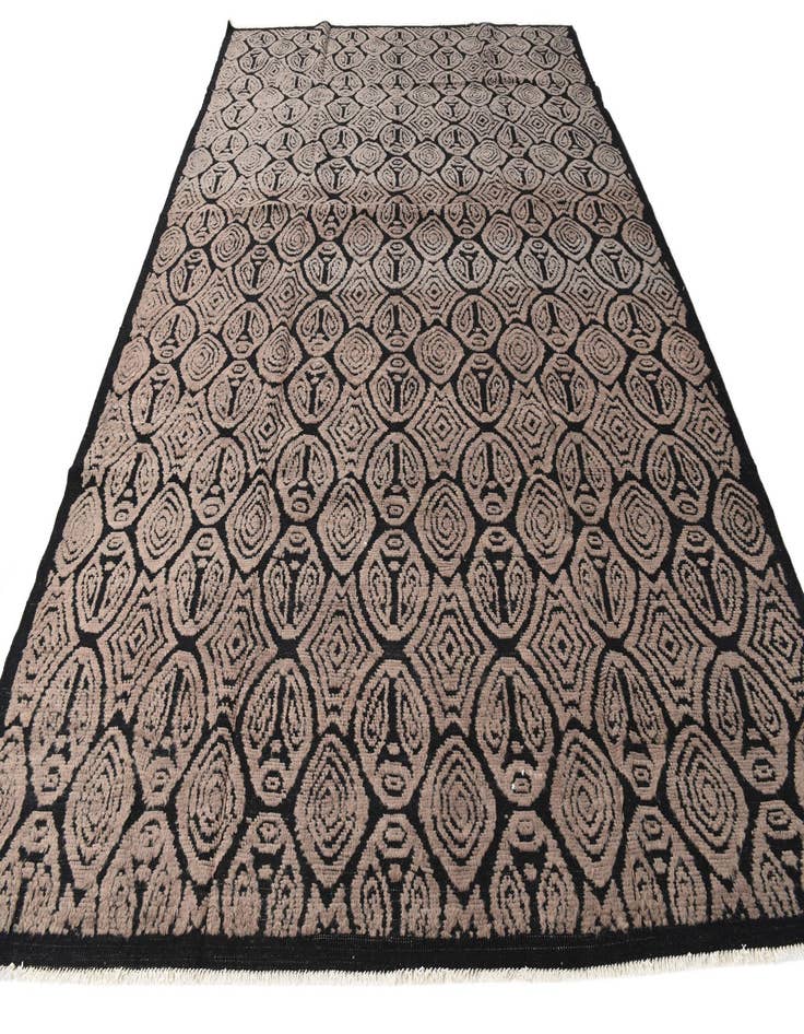 Detail image of  9' 2 x 13' 2  Hand Knotted Darya Wool Rug