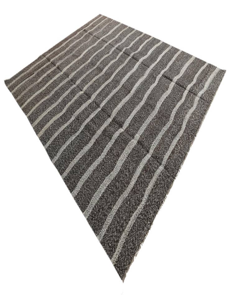 Detail image of  9' 4 x 11' 7  Hand Knotted Darya Wool Rug