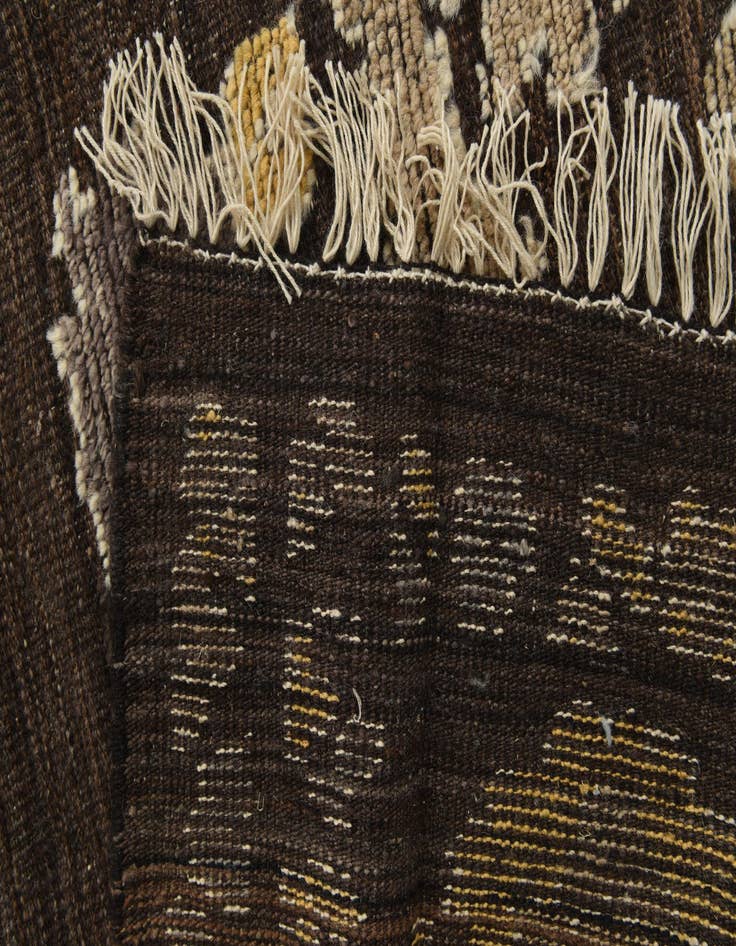 Detail image of  8' 1 x 10' 4  Hand Knotted Darya Wool Rug