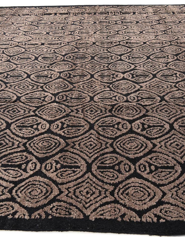 Detail image of  12' 7 x 15' 6  Hand Knotted Darya Wool Rug