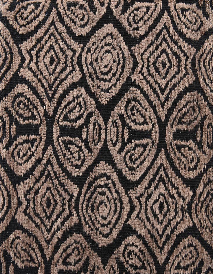 Detail image of  12' 7 x 15' 6  Hand Knotted Darya Wool Rug