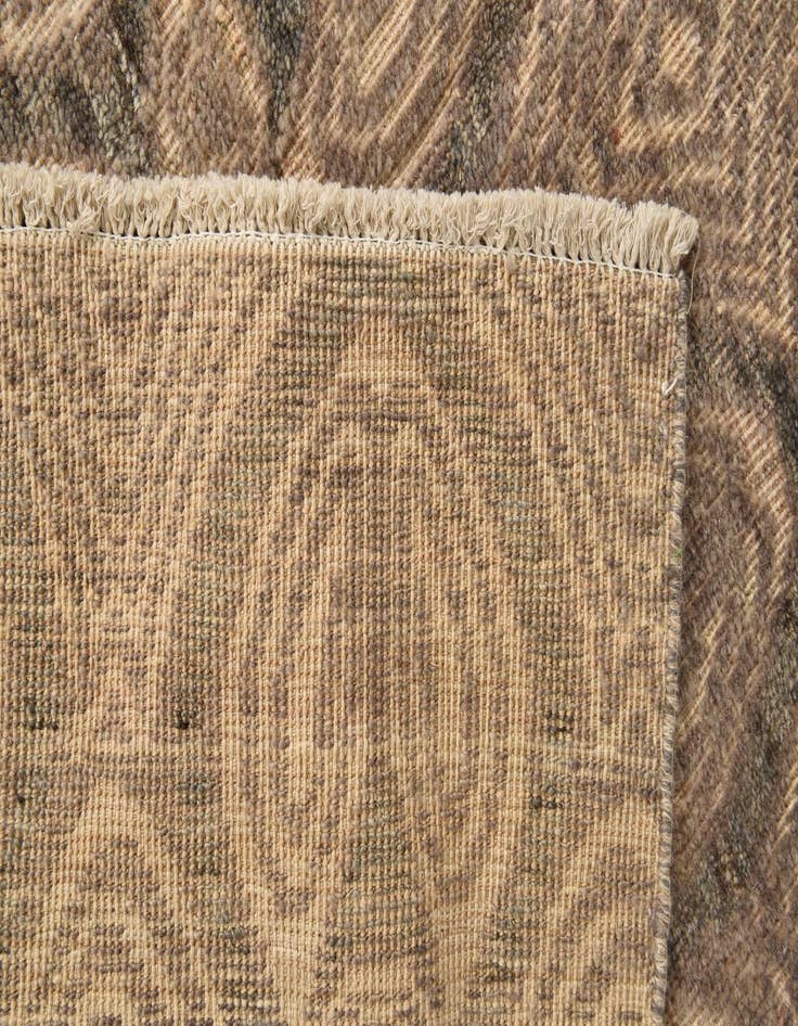 Detail image of  4' 5 x 7' 8  Hand Knotted Darya Wool Rug