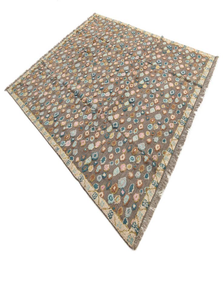 Detail image of  8' 3 x 9' 10  Hand Knotted Darya Wool Rug