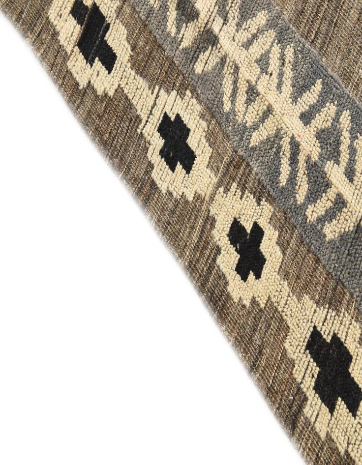 Detail image of  8' x 10' 10  Hand Knotted Darya Wool Rug