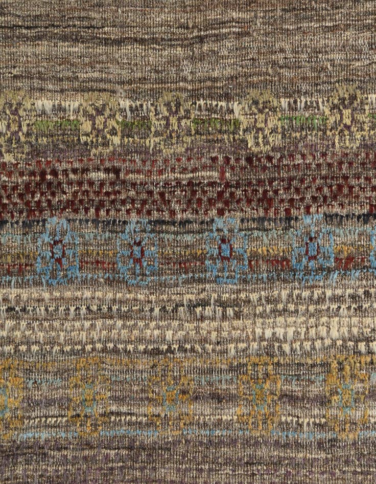 Detail image of  6' 9 x 9' 6  Hand Knotted Darya Wool Rug