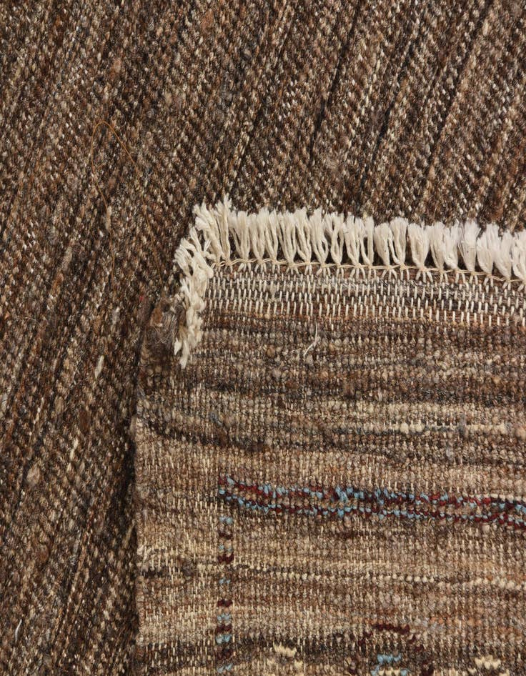 Detail image of  6' 9 x 9' 6  Hand Knotted Darya Wool Rug