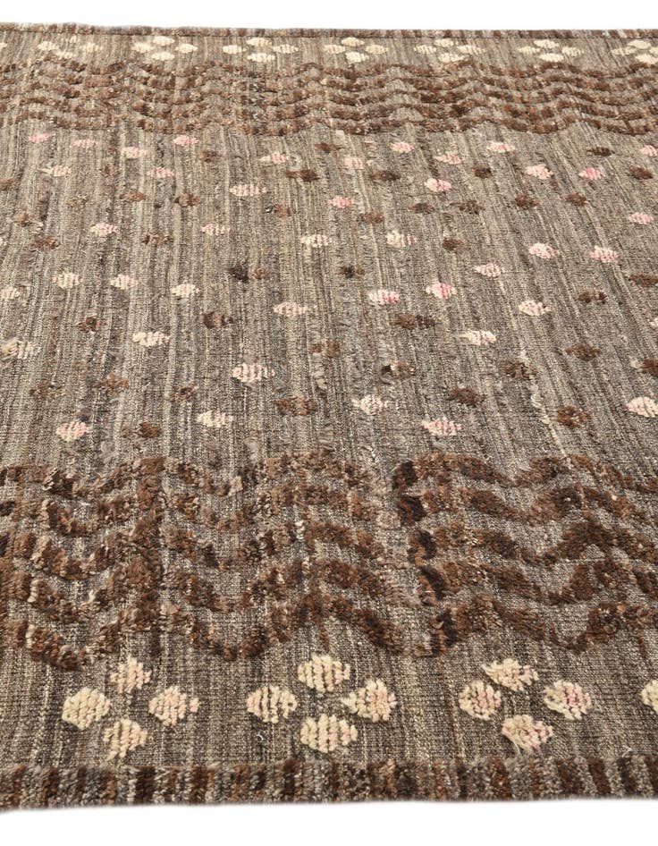 Detail image of  7' 2 x 10' 4  Hand Knotted Darya Wool Rug