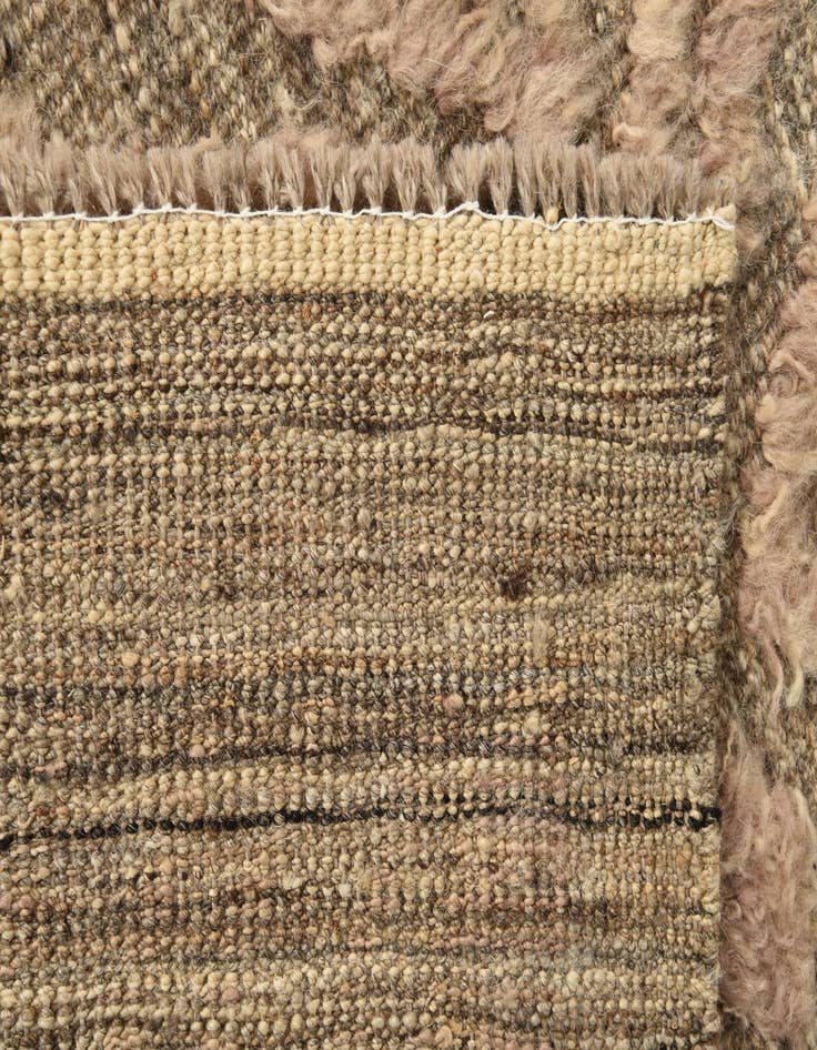 Detail image of  8' x 10' 2  Hand Knotted Darya Wool Rug