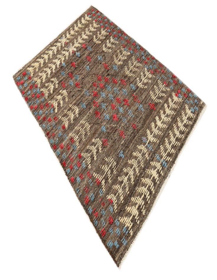 Detail image of  4' 3 x 6'  Hand Knotted Darya Wool Rug