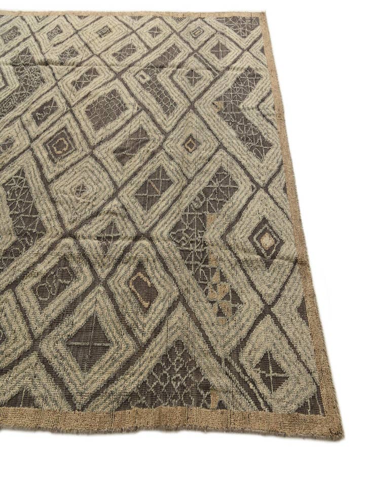 Detail image of  8' x 10' 2  Hand Knotted Darya Wool Rug