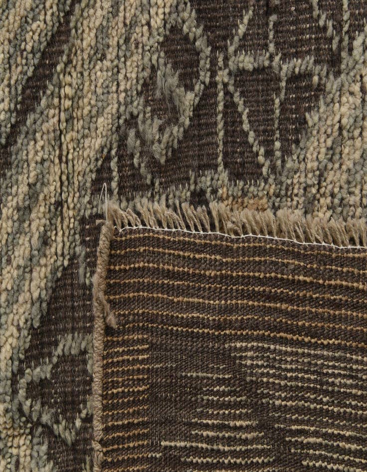 Detail image of  8' x 10' 2  Hand Knotted Darya Wool Rug