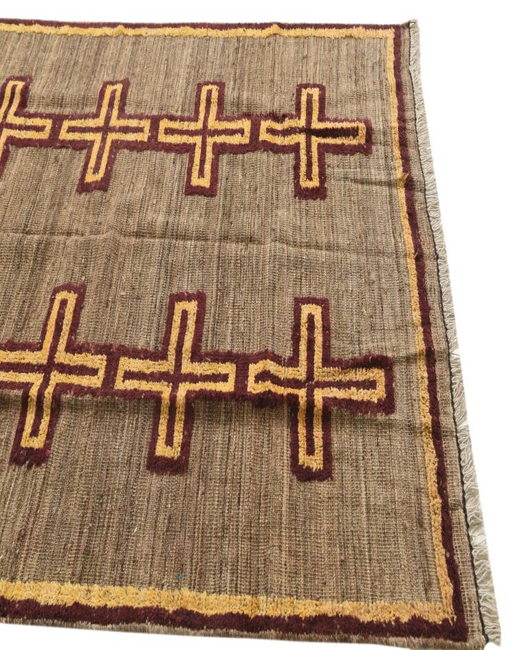 Detail image of  4' 10 x 7' 5  Hand Knotted Darya Wool Rug