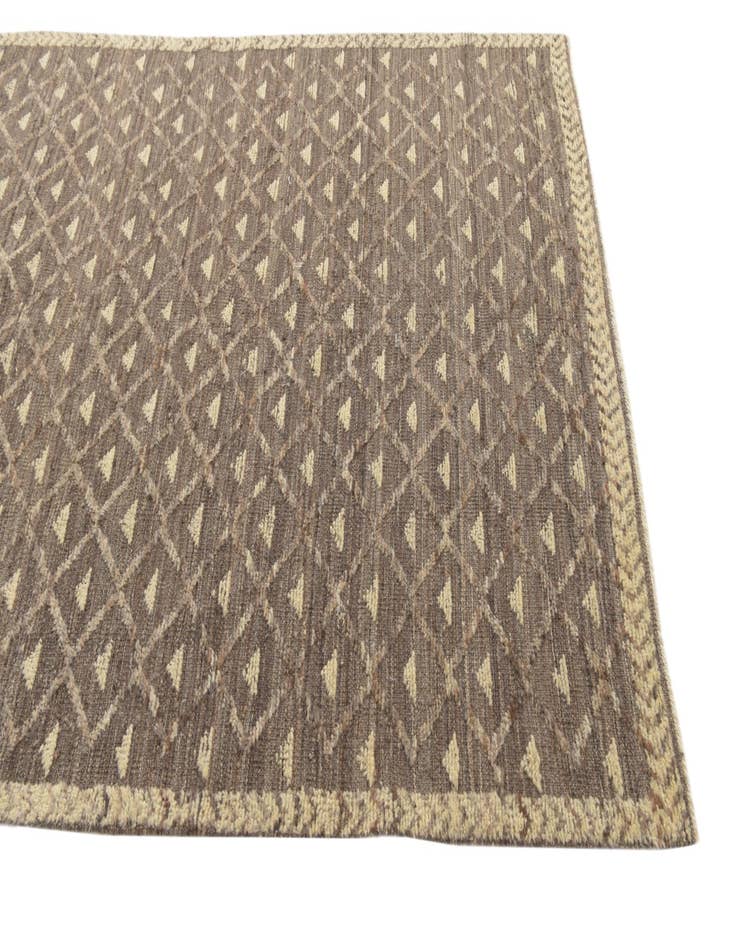 Detail image of  5' 3 x 7' 1  Hand Knotted Darya Wool Rug