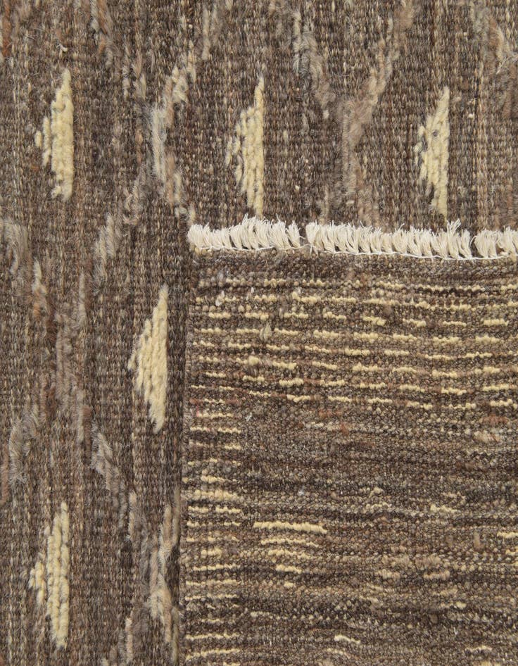 Detail image of  5' 3 x 7' 1  Hand Knotted Darya Wool Rug