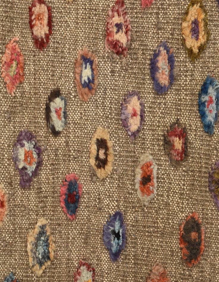 Detail image of  6' 8 x 9' 8  Hand Knotted Darya Wool Rug