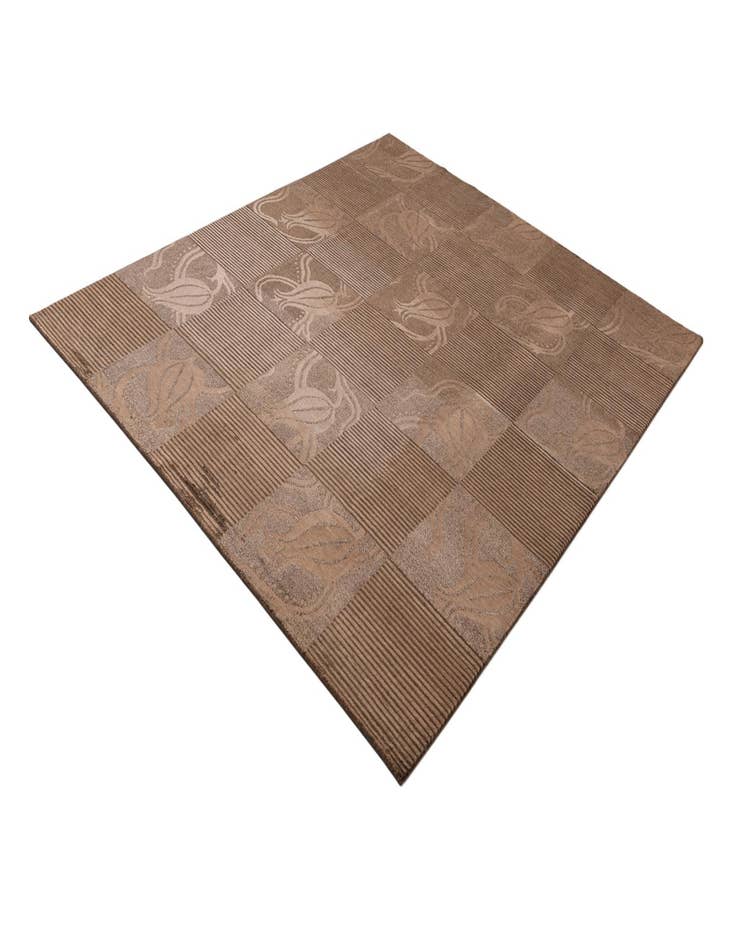 Detail image of  8' x 9' 8  Hand Knotted Darya Wool Rug