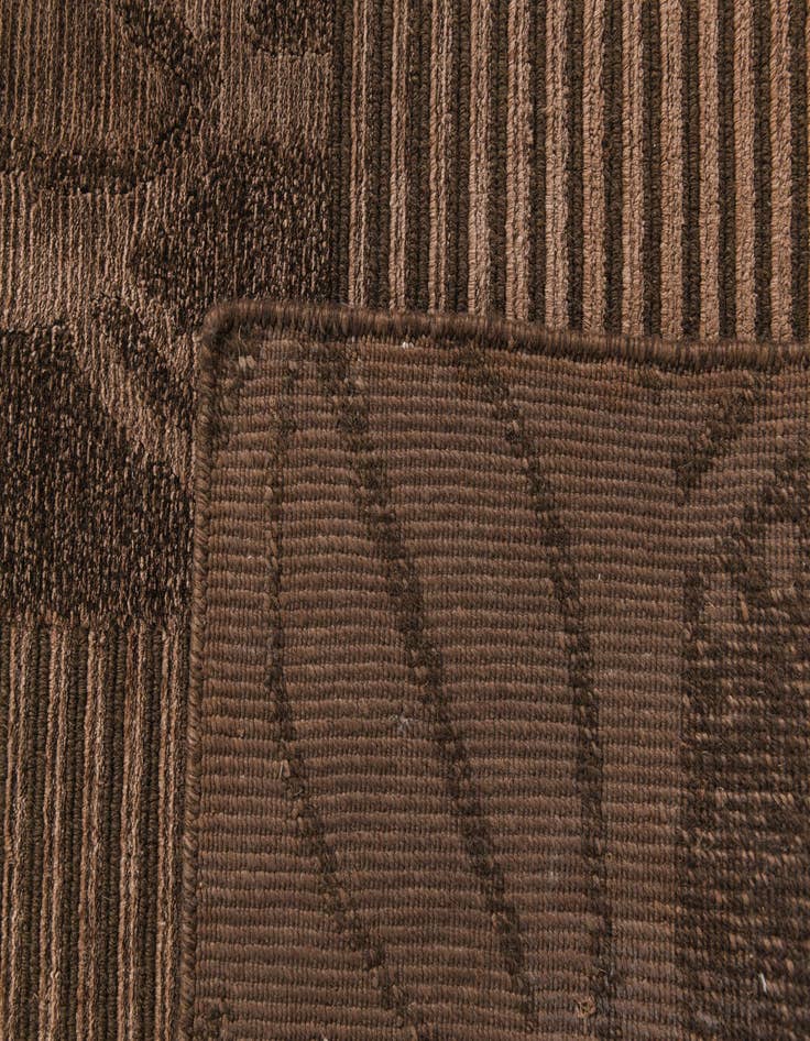 Detail image of  8' x 9' 8  Hand Knotted Darya Wool Rug