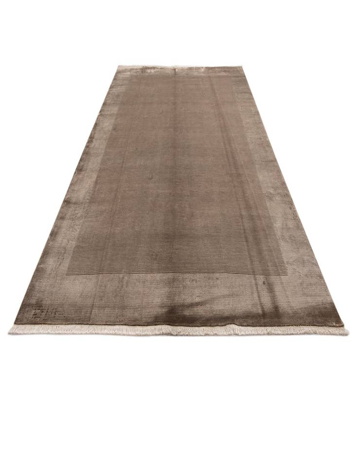 Detail image of  8' 1 x 11' 11  Hand Knotted Darya Wool Rug