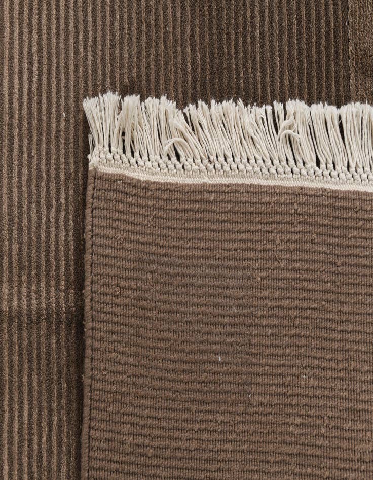 Detail image of  8' 2 x 11' 6  Hand Knotted Darya Wool Rug