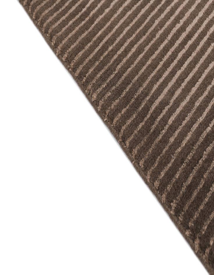 Detail image of  9' 9 x 13' 3  Hand Knotted Darya Wool Rug