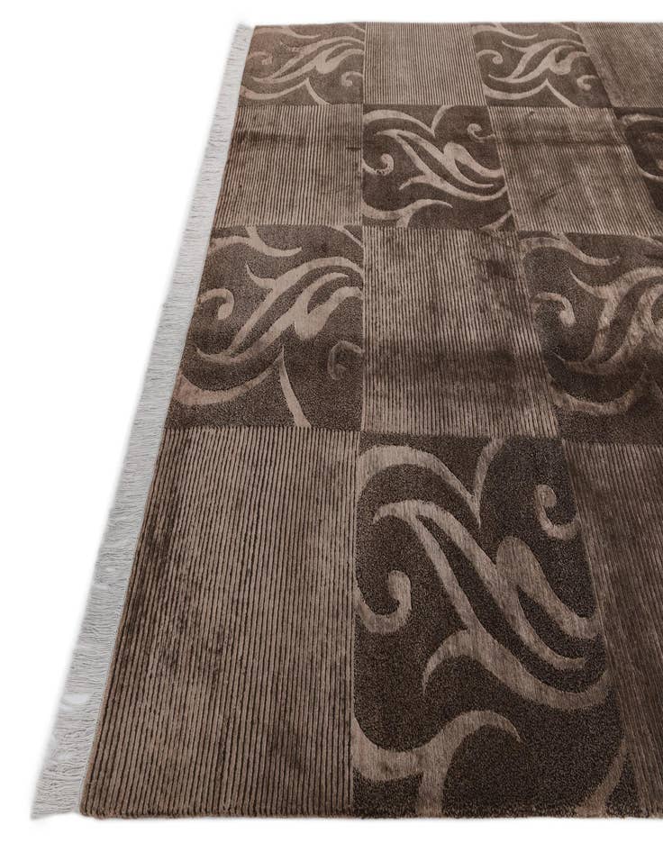 Detail image of  6' 8 x 10'  Hand Knotted Darya Wool Rug