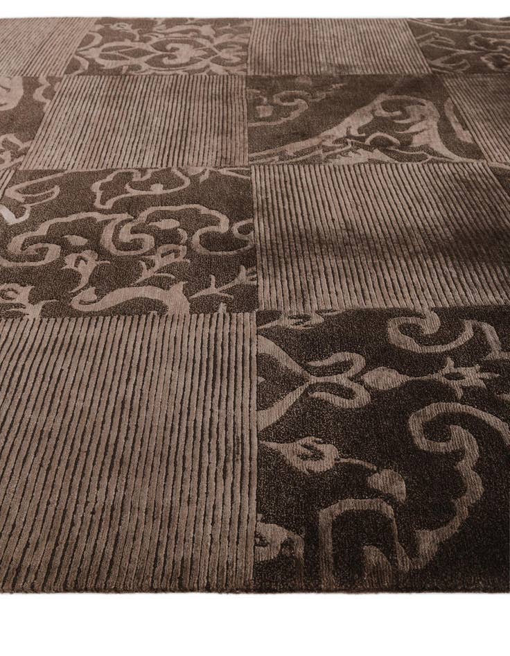Detail image of  6' 9 x 10' 1  Hand Knotted Darya Wool Rug