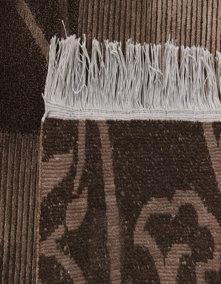 Detail image of  6' 9 x 10' 1  Hand Knotted Darya Wool Rug