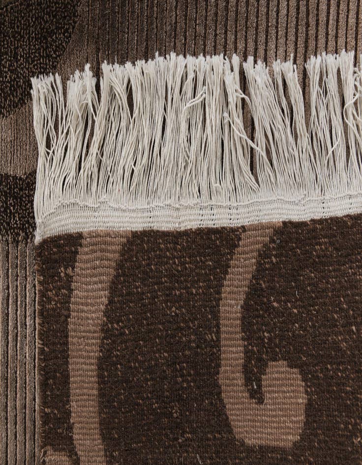 Detail image of  6' 8 x 10'  Hand Knotted Darya Wool Rug