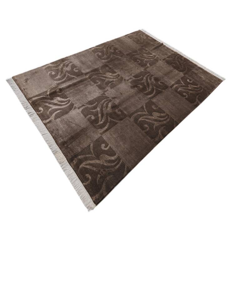 Detail image of  6' 8 x 9' 9  Hand Knotted Darya Wool Rug