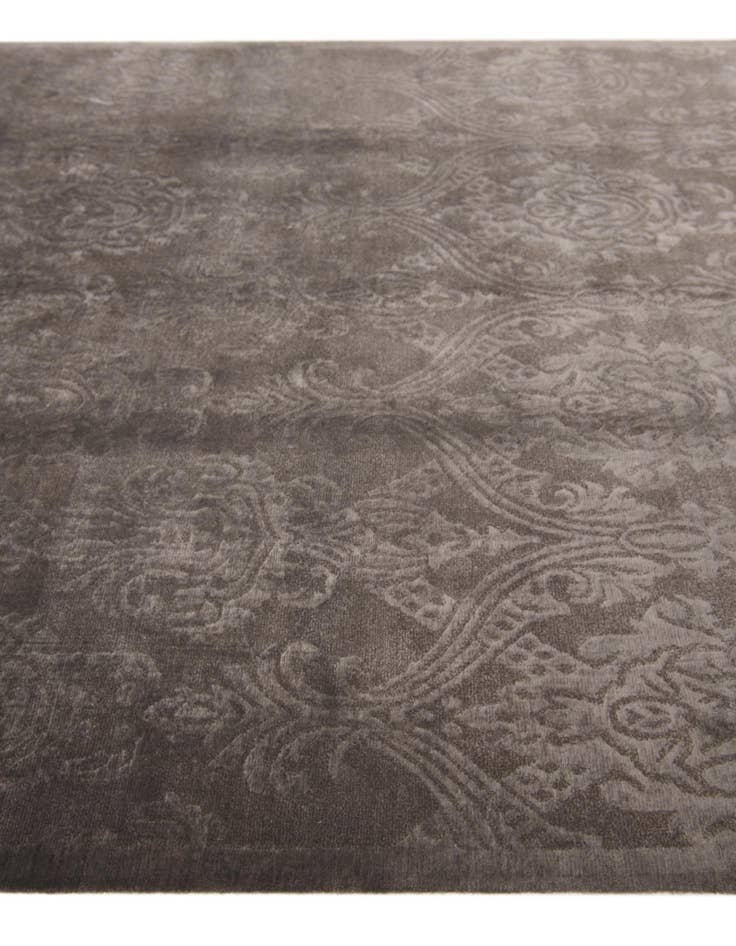 Detail image of  6' 7 x 10'  Hand Knotted Darya Wool Rug