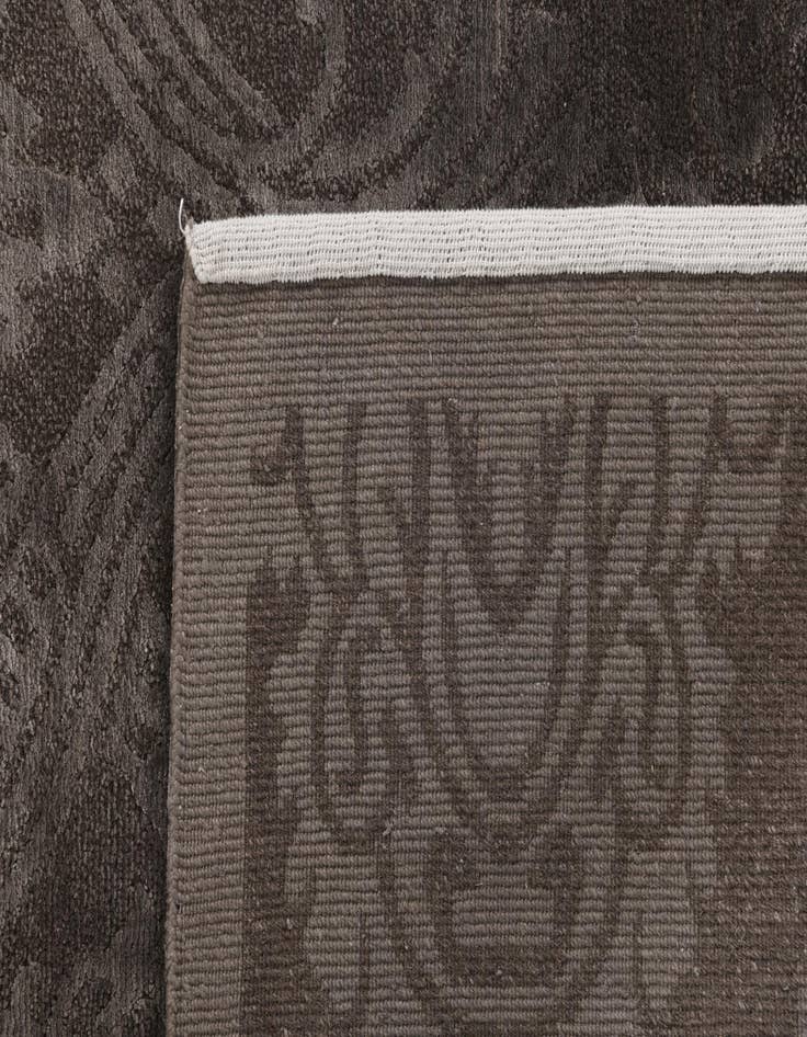 Detail image of  6' 7 x 10'  Hand Knotted Darya Wool Rug