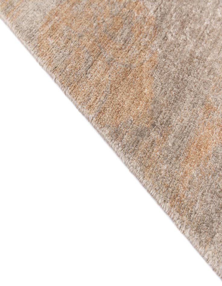 Detail image of  6' 8 x 9' 2  Hand Knotted Darya Wool Rug