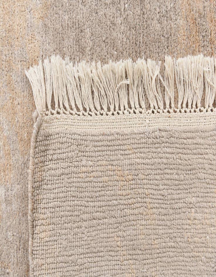 Detail image of  6' 8 x 9' 2  Hand Knotted Darya Wool Rug