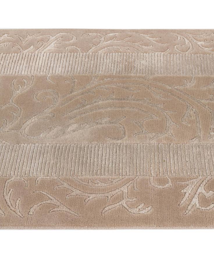 Detail image of  2' 8 x 5' 1  Hand Knotted Darya Wool Rug