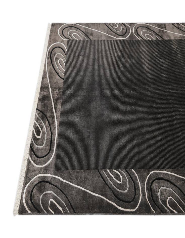 Detail image of  4' 11 x 6' 7  Hand Knotted Darya Wool Rug