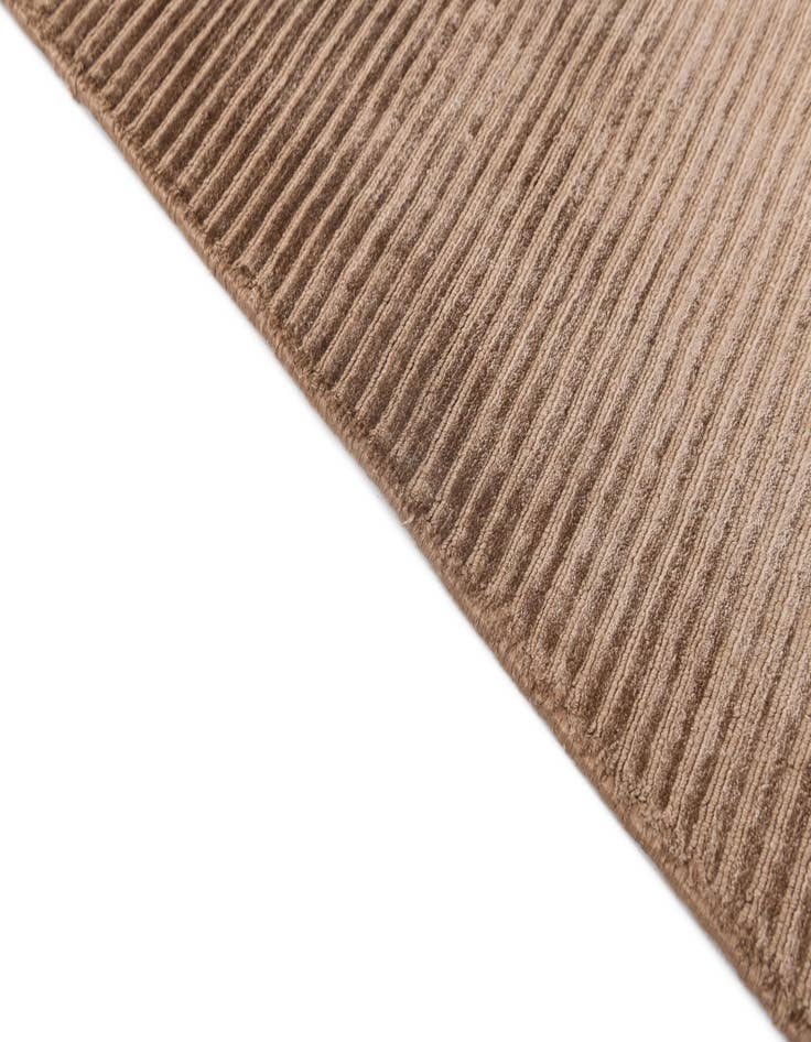 Detail image of  4' 11 x 6' 9  Hand Knotted Darya Wool Rug