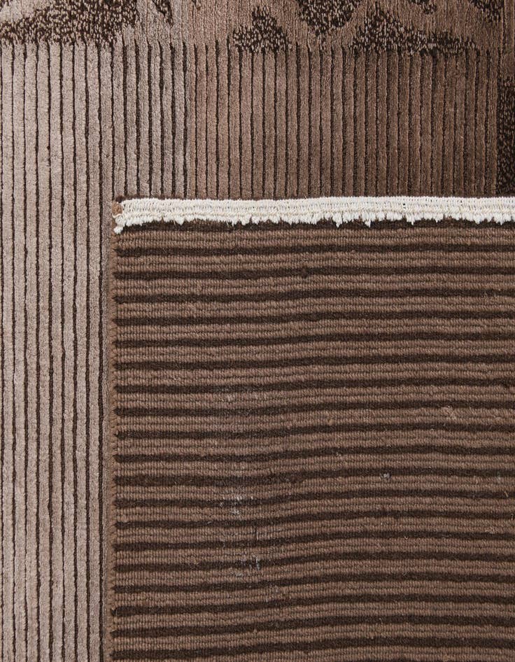 Detail image of  5' 11 x 8'  Hand Knotted Darya Wool Rug