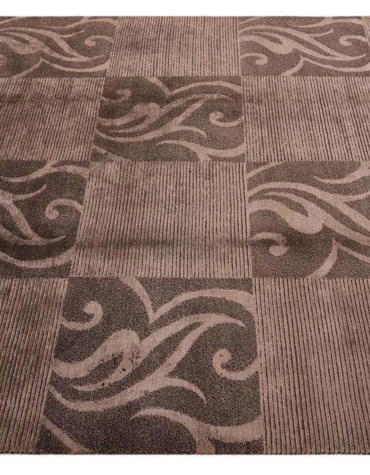 Detail image of  5' 9 x 7' 10  Hand Knotted Darya Wool Rug